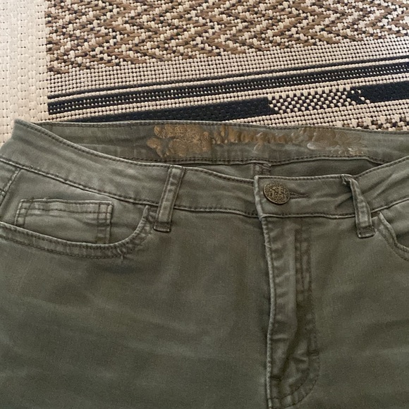 Pants - Picture 2 of 3